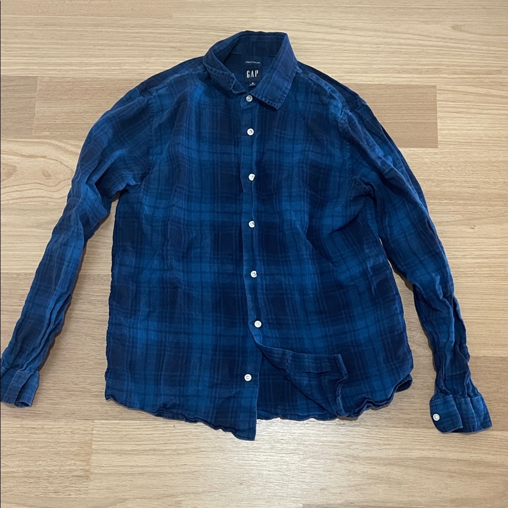 GAP Men's Navy Checkered Linen Button-Down Shirt